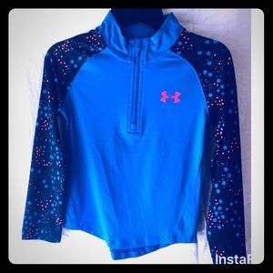 Girls Under Armour shirt.